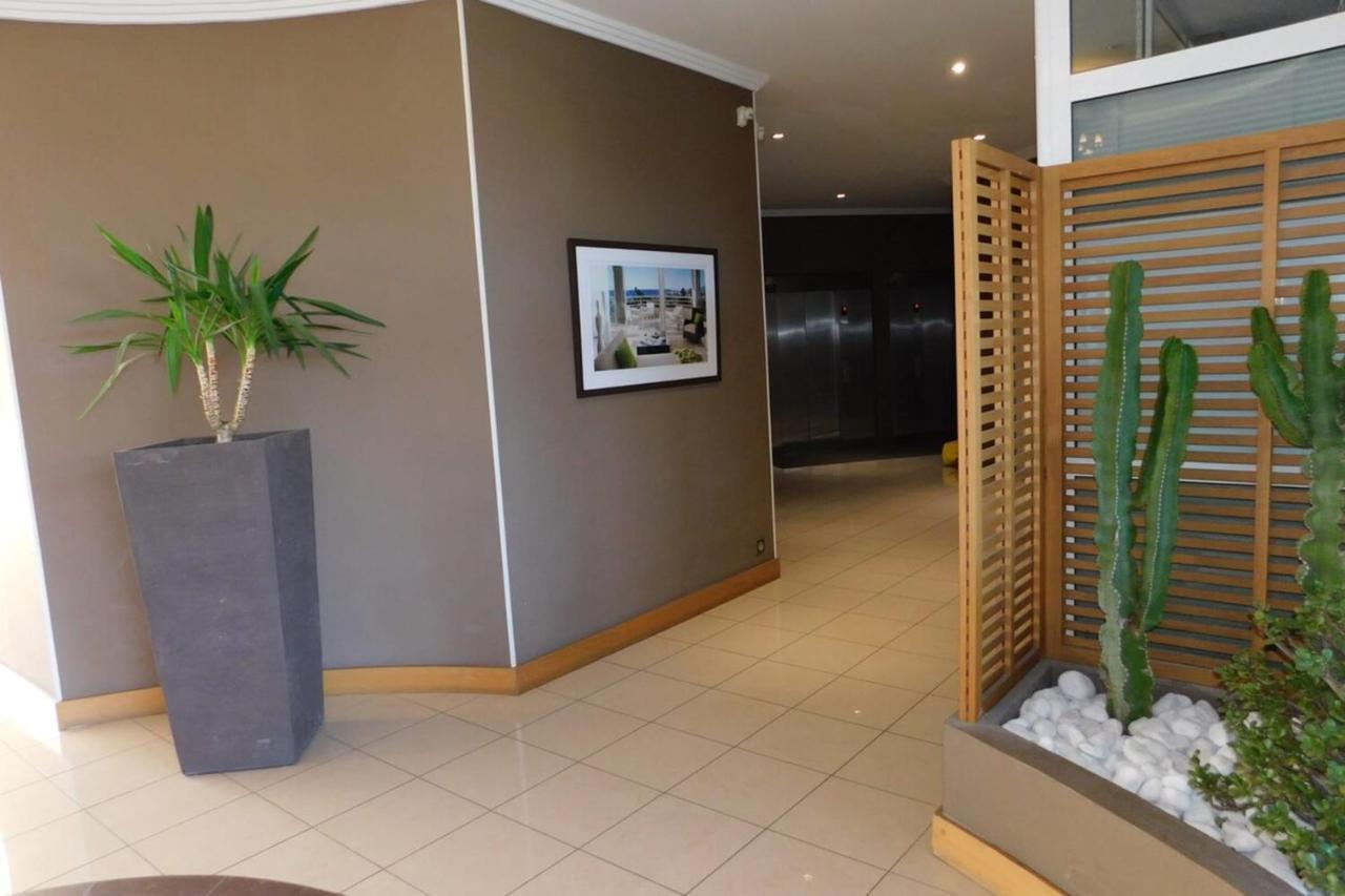 "T2 "Antibes Les Pins 3" Air Conditionned Sea View With Parking And Pool"アパートメント エクステリア 写真